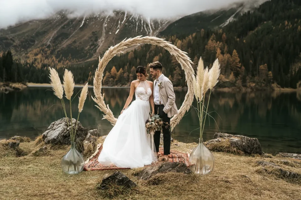Elopement at the Lake