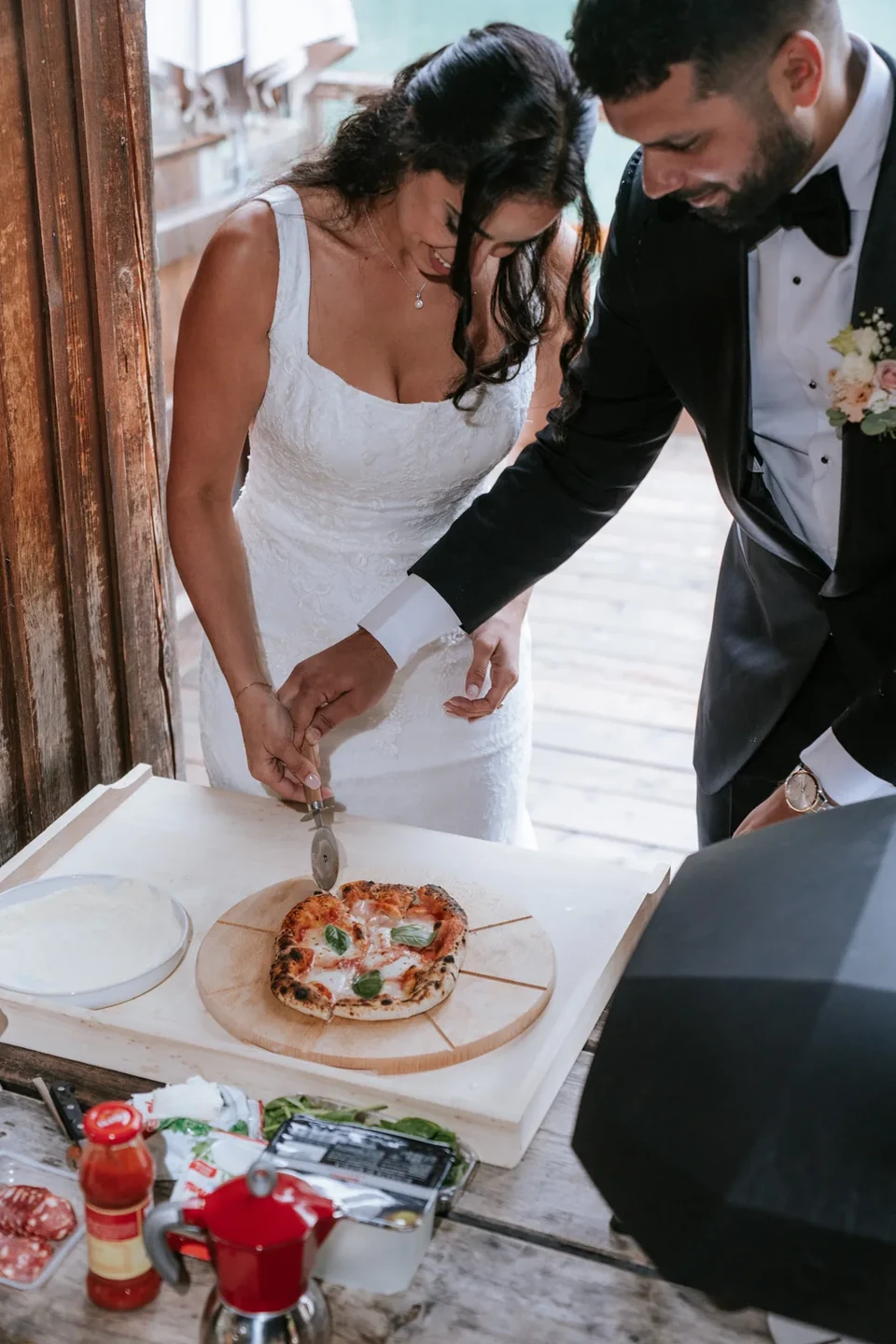Wooden Boats and Lakeside Pizza — a Lago di Braies Elopement