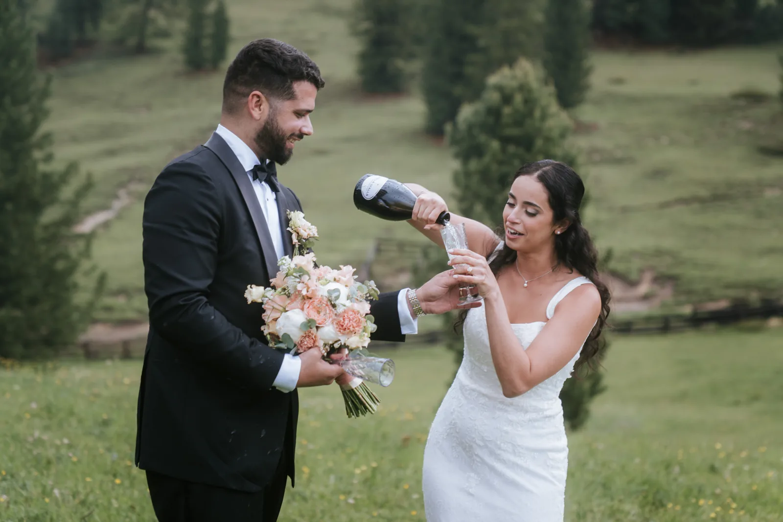 Wooden Boats and Lakeside Pizza &mdash; a Lago di Braies Elopement